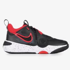 NIKE BIG KID TEAM HUSTLE D11 BASKETBALL SHOES - Size 5 1/2 Y - EUC! DV8996-003